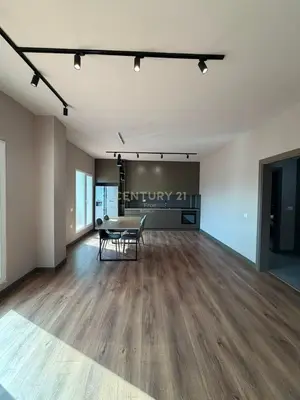 Apartament 3+1 me qera në Rruga Milto Tutulani, Tiranë, 135 m². Foto 2 nga 6