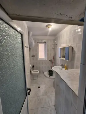 Apartament 3+1 me qera në Myslym Shyri, Tiranë, 110 m². Foto 7 nga 10