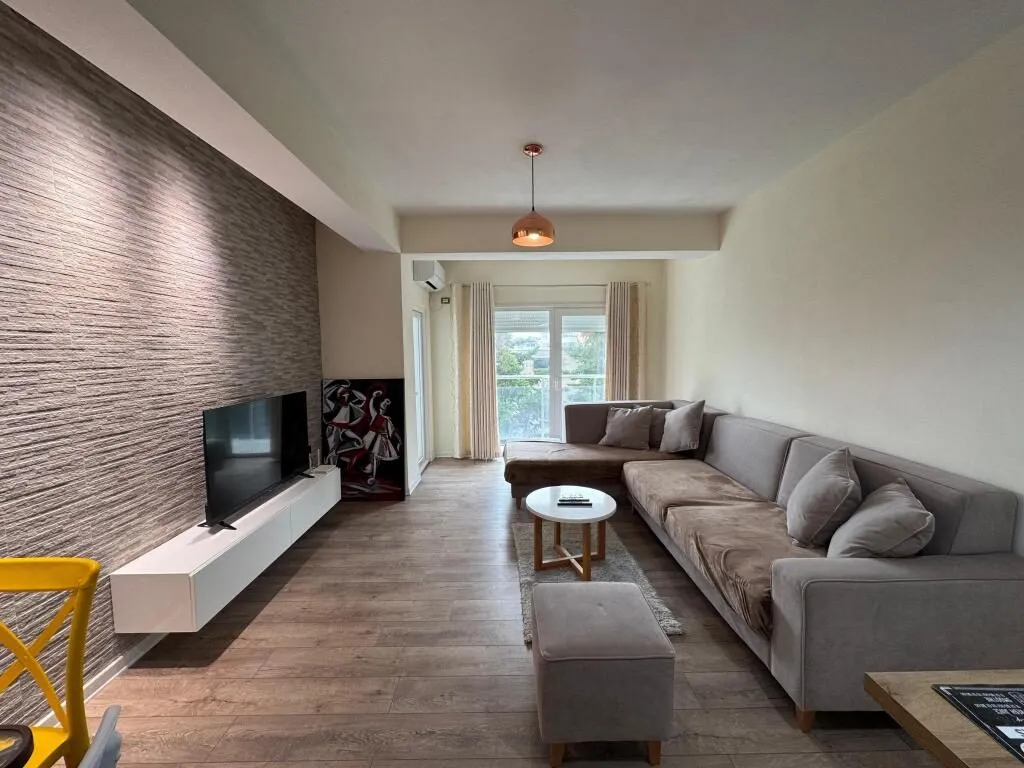 Apartament 1+1 me qera në Vollga, Durrës, 75 m². Foto 1 nga 4