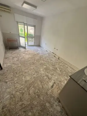 Office for rent in Myslym Shyri, Tirana, 40 m². Photo 2 of 4