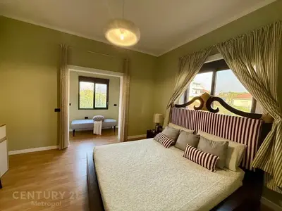 Apartament 3+1 me qera në Kthesa e Kamzës, Tiranë, 107 m². Foto 1 nga 11