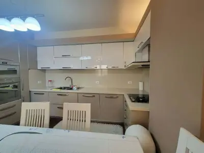 Appartamento 2+1 in affitto a Kthesa e Kamzës, Tirana, 94 m². Foto 6 di 12