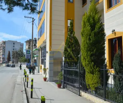 Zyrë me qera në Rruga Myslym Keta, Tiranë, 1 200 m². Foto 2 nga 10