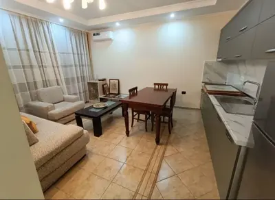 Apartament 2+1 me qera në Tiranë, 120 m². Foto 1 nga 5