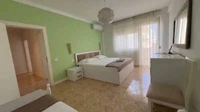 Apartament 1+1 me qera në Vala Park, Durrës, 85 m². Foto 2 nga 5