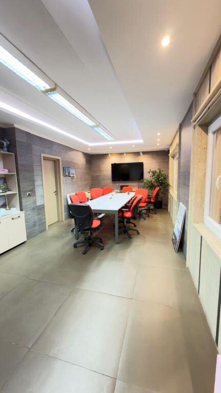 Office for rent in Komuna e Parisit, Tirana, 350 m². Photo 3 of 3