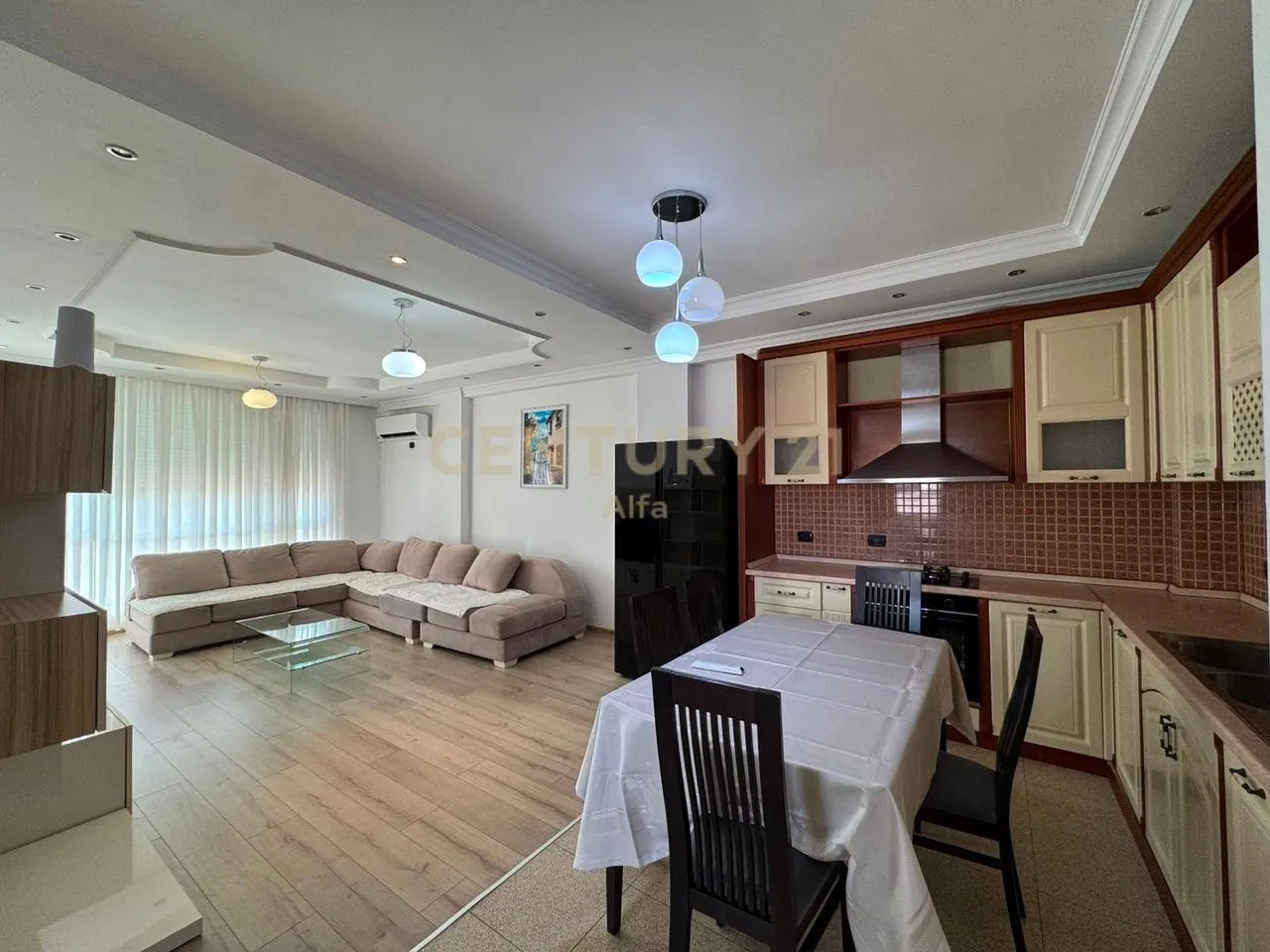 Apartment 2+1 for rent in Parlamenti, Tirana, 100 m². Photo 1 of 12