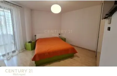 Apartament 2+1 me qera në Rruga Qemal Stafa, Tiranë, 135 m². Foto 10 nga 12