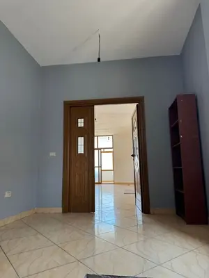 Apartment 3+1 for rent in Rruga Glaukia, Durrës, 165 m². Photo 1 of 12