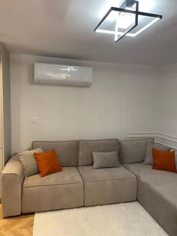 Vilë 2+1 me qera në Tregu Elektrik, Tiranë, 100 m²