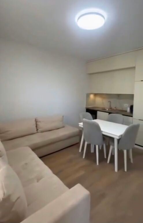 Appartamento 1+1 in affitto a Zogu i Zi, Tirana, 65 m². Foto 1 di 3