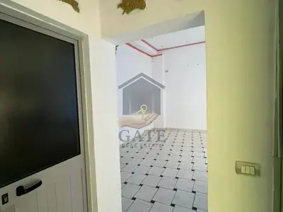 Locale commerciale in affitto a Rruga Kastrioti, Durazzo, 40 m². Foto 2 di 3