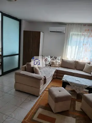 Apartament 2+1 me qera në Vasil Shanto, Tiranë, 75 m². Foto 5 nga 7