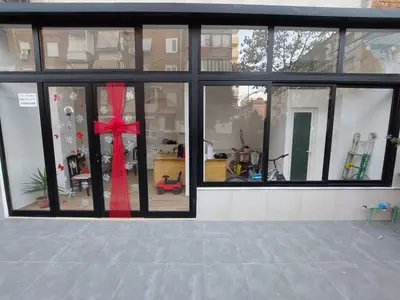Shop for rent in Zogu i Zi, Tirana, 30 m². Photo 1 of 4