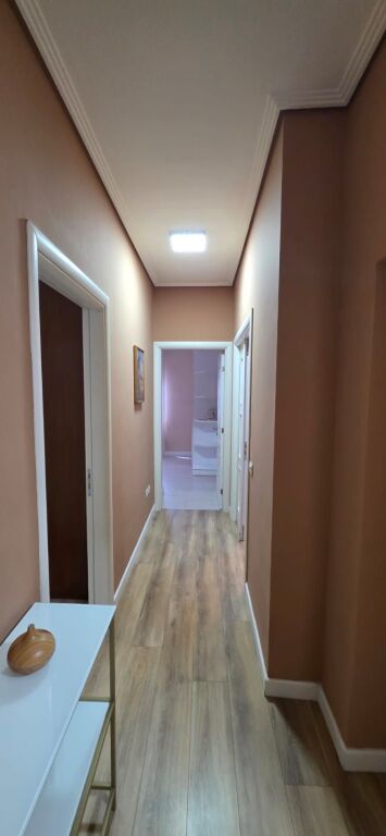 Appartamento 2+1 in affitto a Liqeni artificial, Tirana, 80 m². Foto 3 di 3