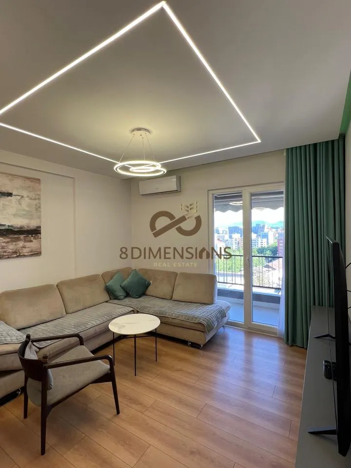 Appartamento 2+1 in affitto a Rruga 5 Maji, Tirana, 93 m². Foto 1 di 10