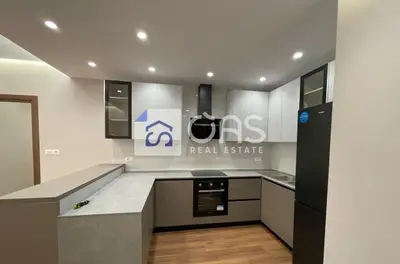 Apartment 2+1 for rent in Farmacia 10, Tirana, 111 m². Photo 2 of 4
