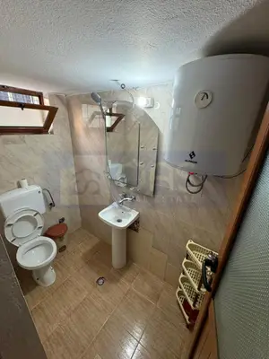 Apartament 1+1 me qera në 5 Maj, Tiranë, 85 m². Foto 5 nga 6