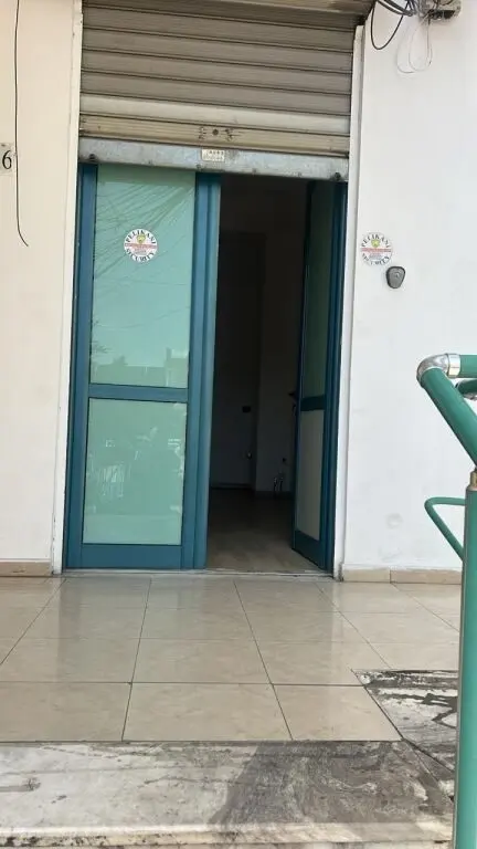Commercial space for rent in Rruga e Elbasanit, Tirana, 25 m²