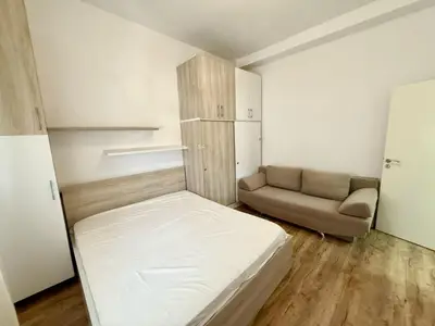 Apartament 1+1 me qera në Frigoriferi, Tiranë, 75 m². Foto 3 nga 5