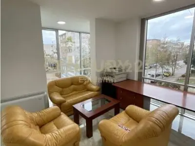 Commercial space for rent in Lagjja 16, Durrës, 196 m². Photo 8 of 8