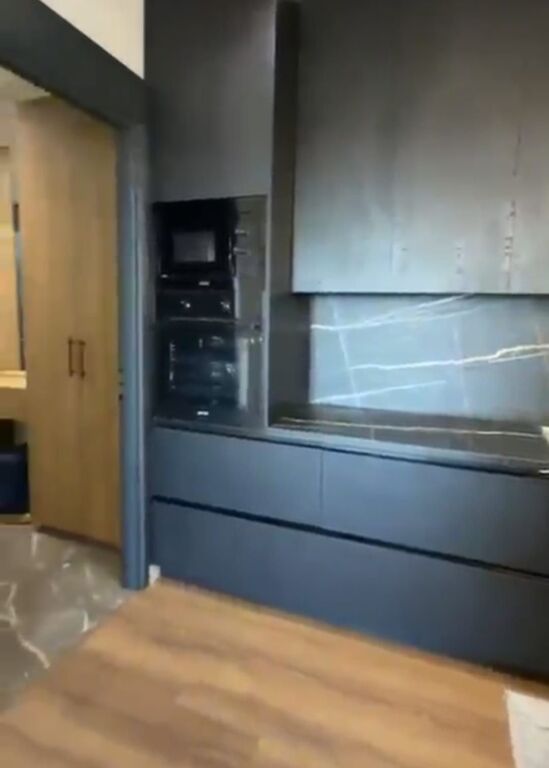 Appartamento 3+1 in affitto a 21 Dhjetori, Tirana, 150 m². Foto 2 di 3