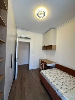 Appartamento 2+1 in affitto a Kompleksi Dinamo, Tirana, 103 m². Foto 10 di 10