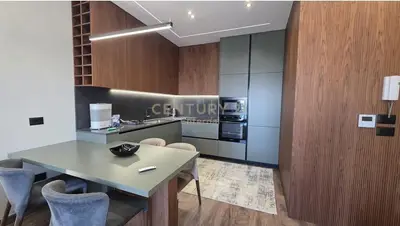 Apartament 2+1 me qera në Ambasador 3, Tiranë, 130 m². Foto 3 nga 11