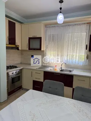 Apartament 2+1 me qera në Brryli, Tiranë, 70 m². Foto 3 nga 9
