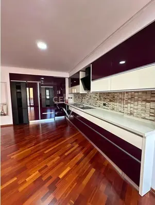 Zyrë me qera në Rruga Zef Jubani, Tiranë, 175 m². Foto 2 nga 4