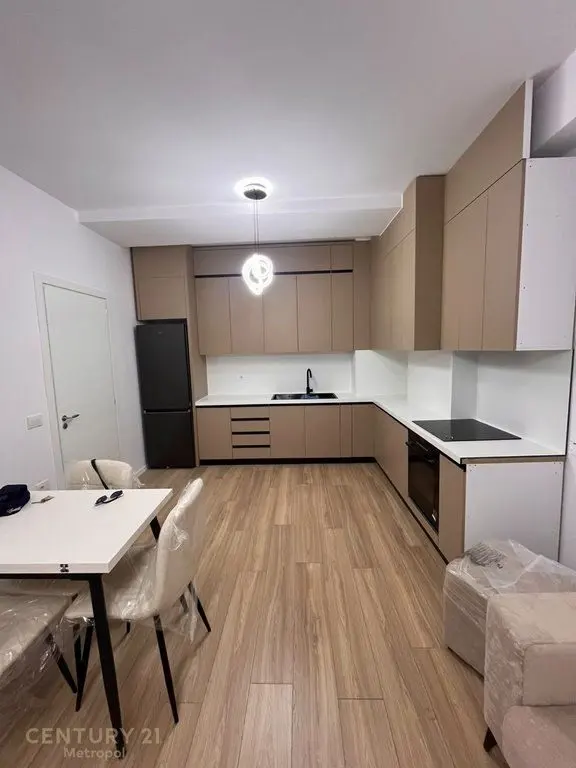 Appartamento 2+1 in affitto a Kompleksi Urban Gate, Tirana, 104 m²