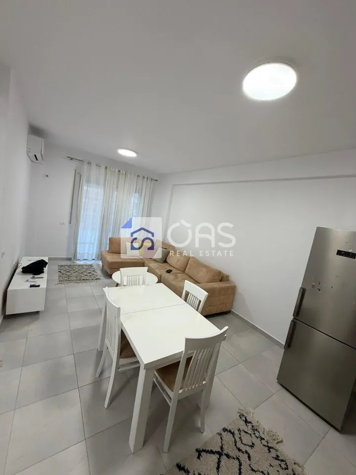 Apartment 2+1 for rent in Pallati me Shigjeta, Tirana, 80 m². Photo 1 of 7