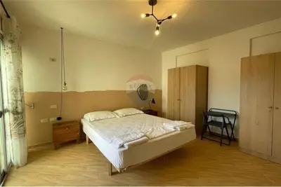 Apartament 1+1 me qera në Rruga e re, Vlorë, 73 m². Foto 8 nga 11