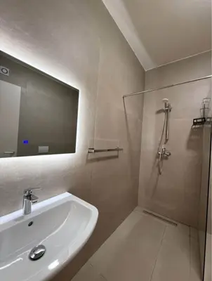 Appartamento 1+1 in affitto a Rruga e Kavajës, Tirana, 80 m². Foto 4 di 9
