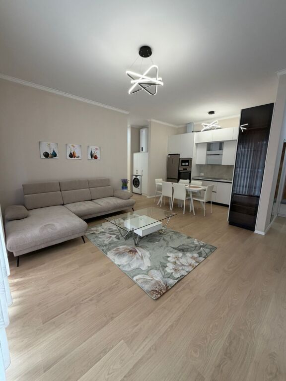 Appartamento 2+1 in affitto a Kompleksi Delijorgji, Tirana, 120 m². Foto 3 di 3