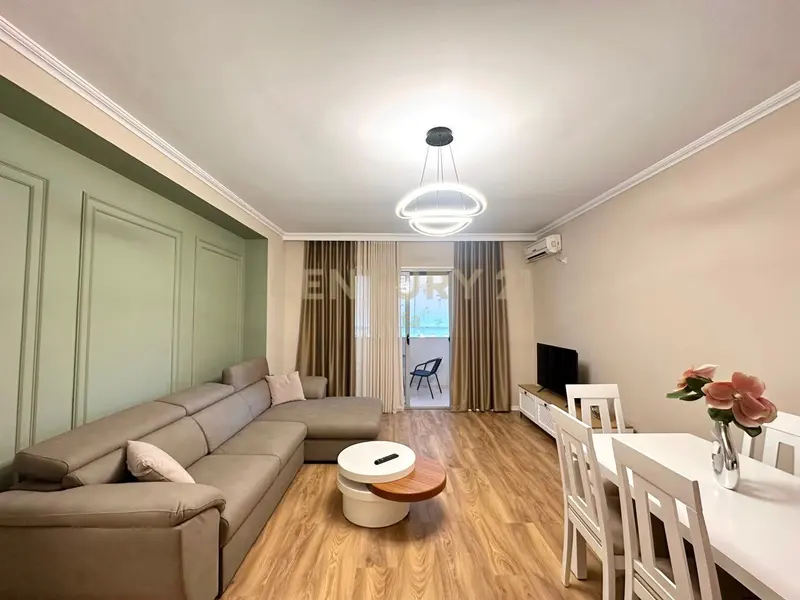 Apartament 1+1 me qera në Rruga Haxhi Dalliu, Tiranë, 80 m²