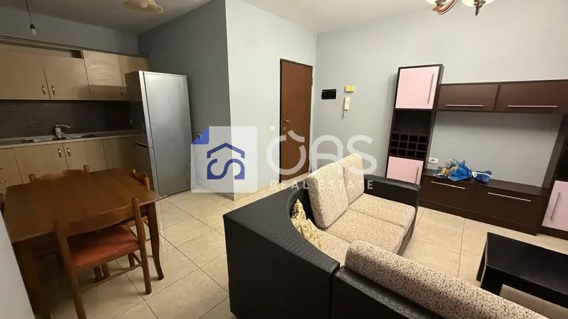 Appartamento 2+1 in affitto ad Ish Fusha e Aviacionit, Tirana, 102 m²