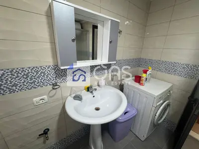 Appartamento 1+1 in affitto a Vasil Shanto, Tirana, 60 m². Foto 3 di 3