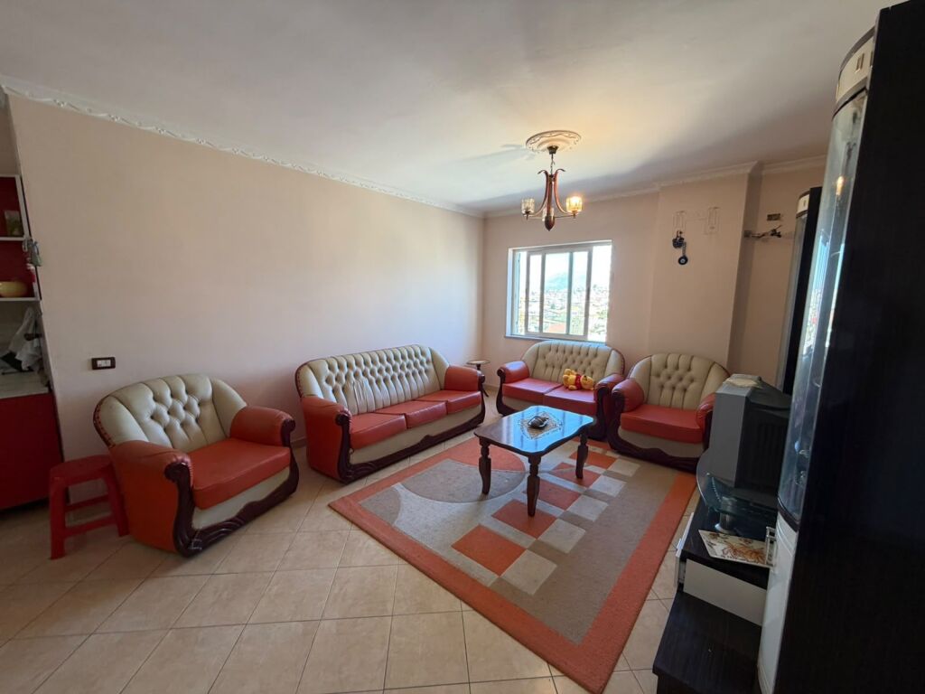 Apartment 2+1 for rent in Institut, Kamëz, 110 m². Photo 1 of 3
