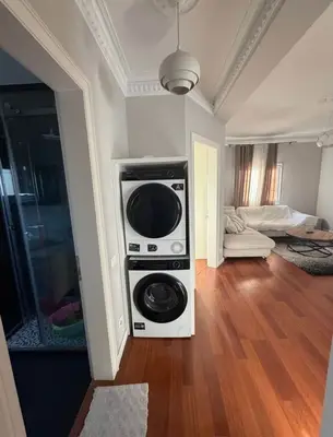 Casa indipendente 2+1 in affitto a Selitë, Tirana, 125 m². Foto 1 di 10