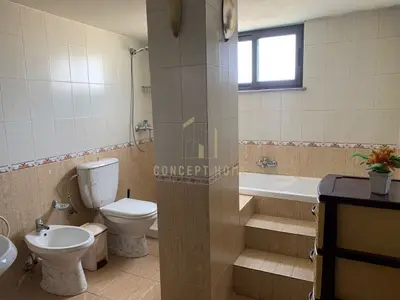 Appartamento 2+1 in affitto a Kodra e Priftit, Tirana, 150 m². Foto 9 di 10