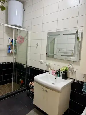 Apartament 2+2 me qera në Yzberisht, Tiranë, 110 m². Foto 8 nga 10