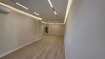 Zyrë me qera në Rruga Themistokli Gërmenji, Tiranë, 114 m². Foto 2 nga 11