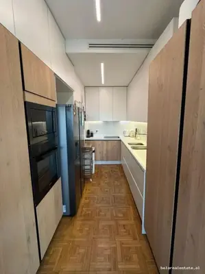 Apartament 2+1 me qera në Ambasador 3, Tiranë, 147 m². Foto 3 nga 8