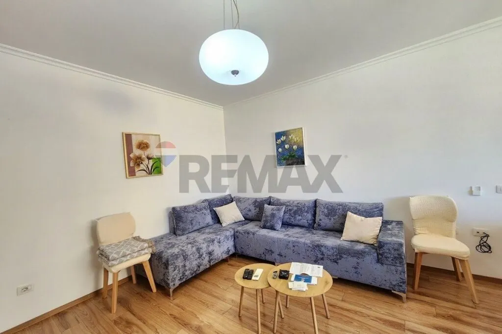 Appartamento 2+1 in affitto a Rruga Qemal Stafa, Tirana, 90 m². Foto 1 di 8