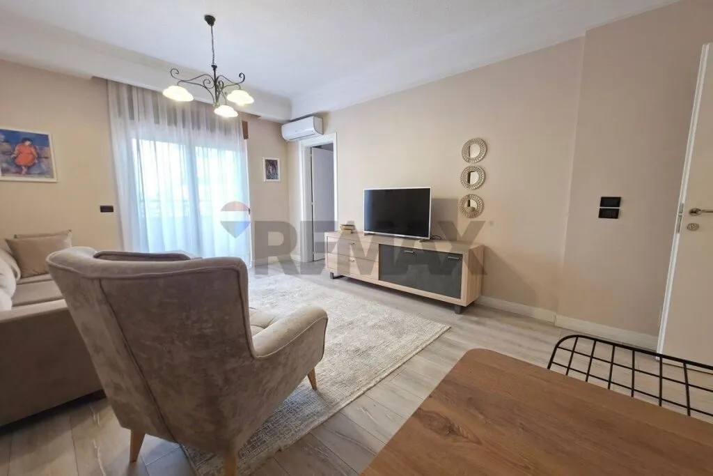 Appartamento 1+1 in affitto a 9 Katëshet, Tirana, 70 m². Foto 1 di 6