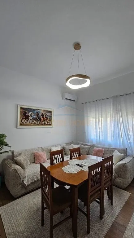 Appartamento 2+1 in affitto a Bulevardi Dyrrah, Durazzo, 64 m². Foto 1 di 12