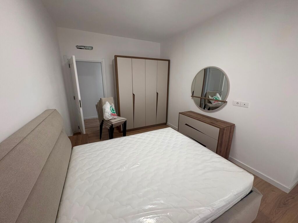 Appartamento 1+1 in affitto a Kinostudio, Tirana, 70 m². Foto 3 di 3