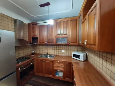 Appartamento 1+1 in affitto a Kompleksi Delijorgji, Tirana, 74 m². Foto 2 di 6