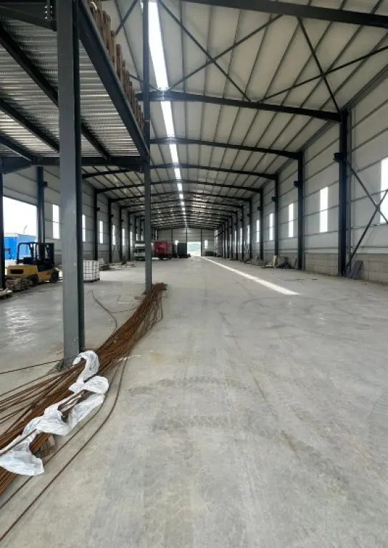 Magazinë me qera në Porti i Durrësit, Durrës, 1 620 m²